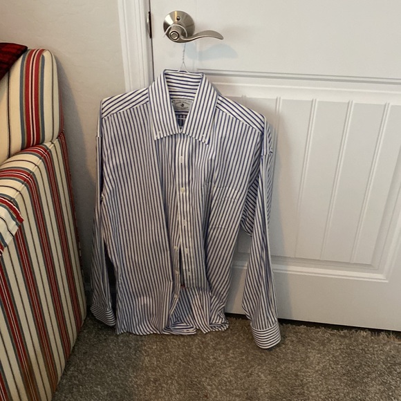 2 Custom Tailored Suits & 4 Shirts - Stuart Felman's Hong Kong Tailors - Picture 10 of 11